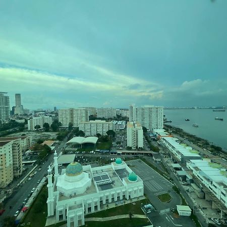 Premier Suite At Maritime George Town Bagian luar foto